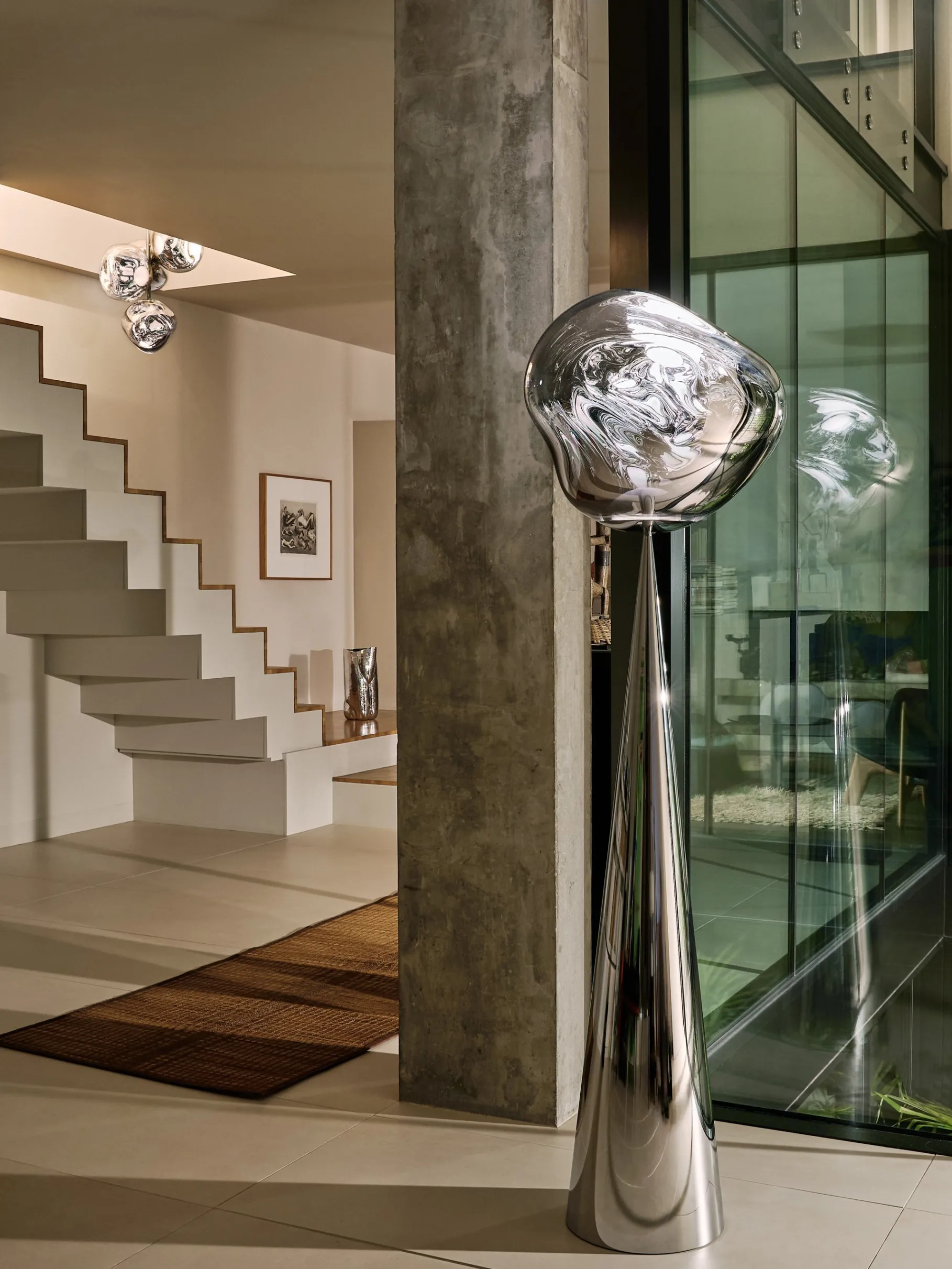 Melt Cone Fat Floor Light