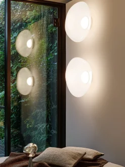 Melt Medium Surface Light