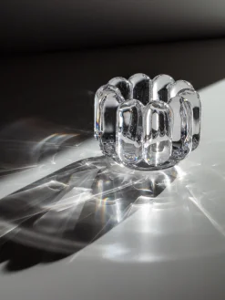 Press Vertical Tealight Holder